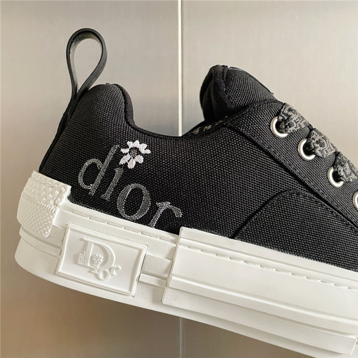 b23 oblique sneaker