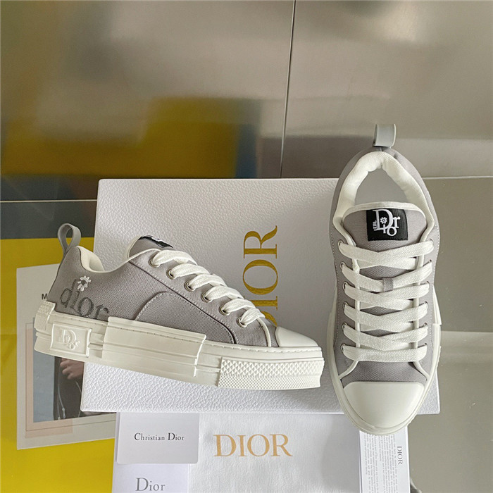 b23 oblique sneaker