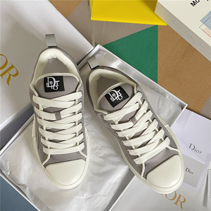 b23 oblique sneaker