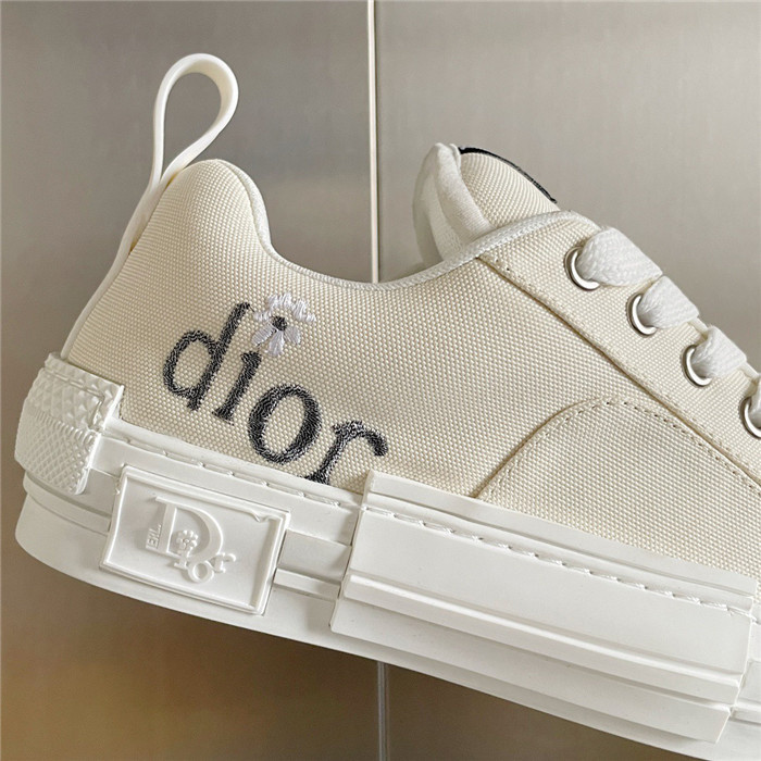 b23 oblique sneaker