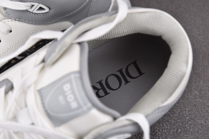 d1or b57 shoes