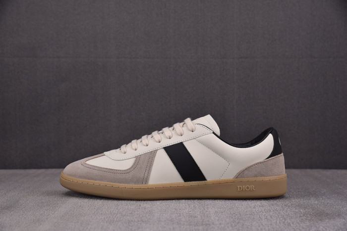 D1OR B01 Sneakers