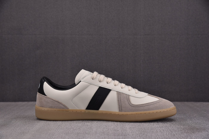 D1OR B01 Sneakers