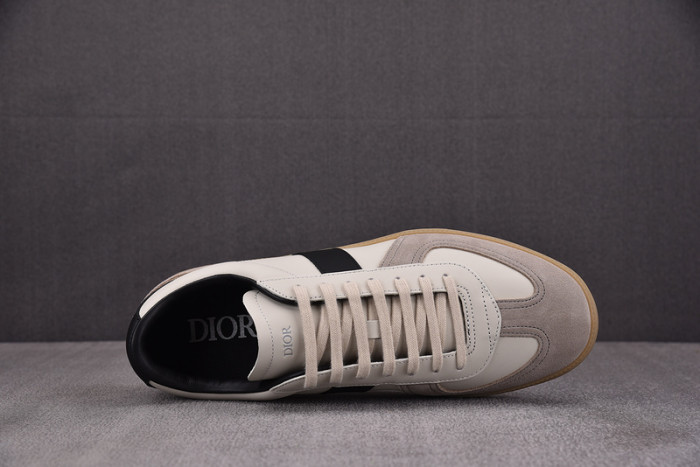 D1OR B01 Sneakers