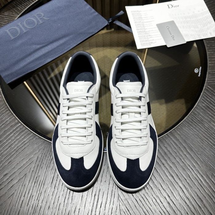 D1OR B01 Sneakers