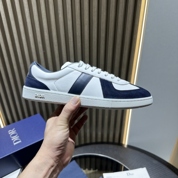 D1OR B01 Sneakers