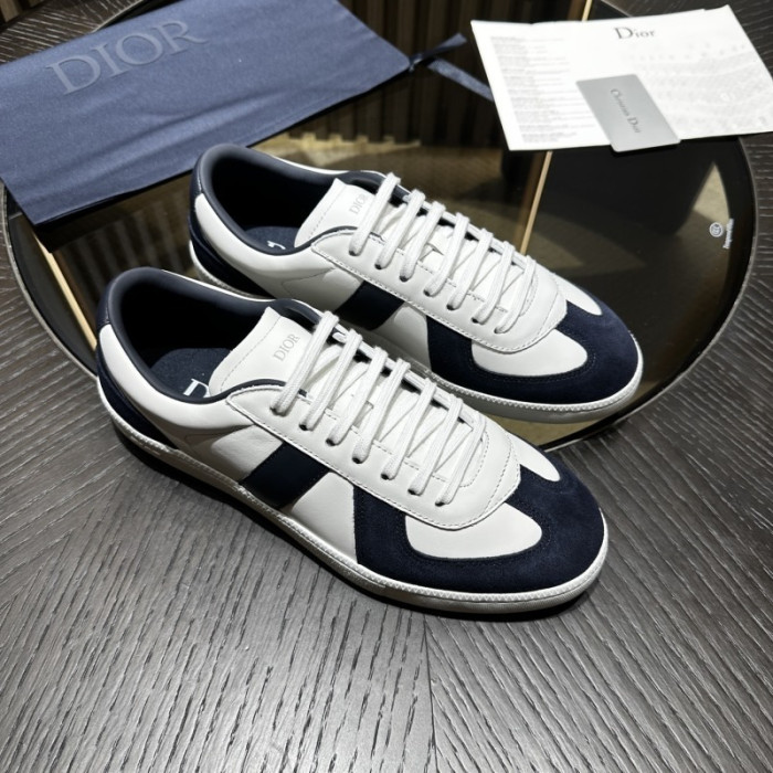 D1OR B01 Sneakers