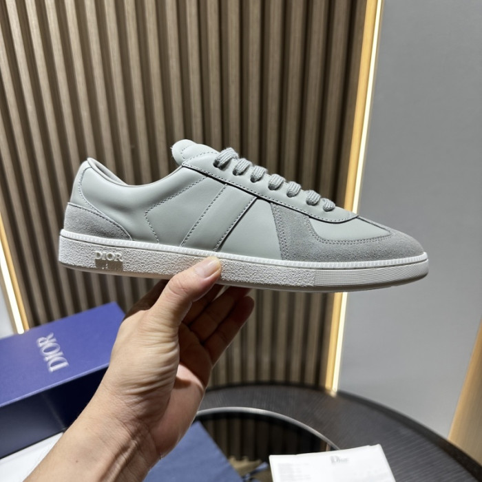 D1OR B01 Sneakers