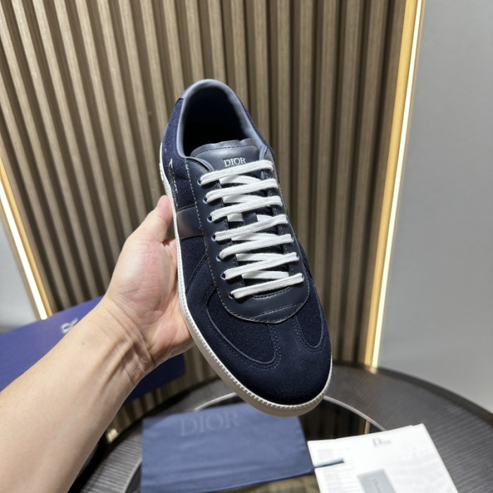 D1OR B01 Sneakers