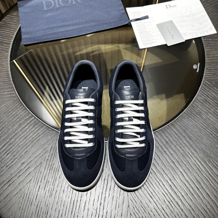 D1OR B01 Sneakers