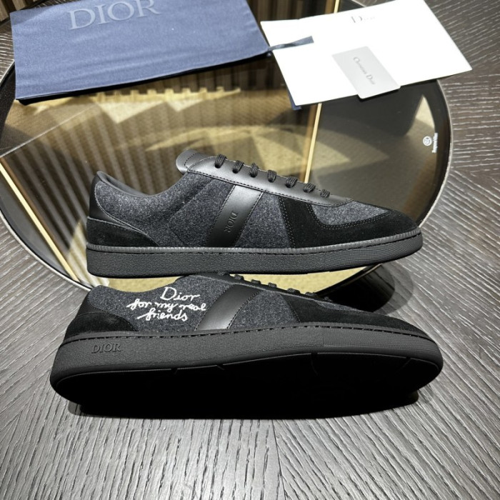 D1OR B01 Sneakers