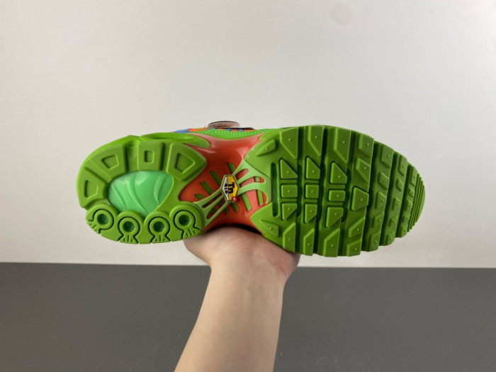 Nike Air Max Plus Svp*me Mean Green DA1472-300