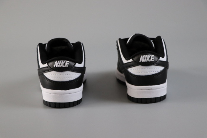 kids dunk shoes