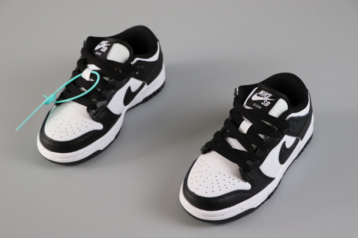 kids dunk shoes