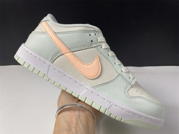 nike dunk low barely green (w) dd1503-104