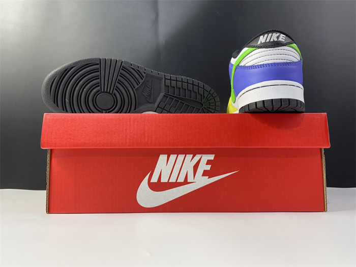 nike dunk low green strike (w) dd1503-106