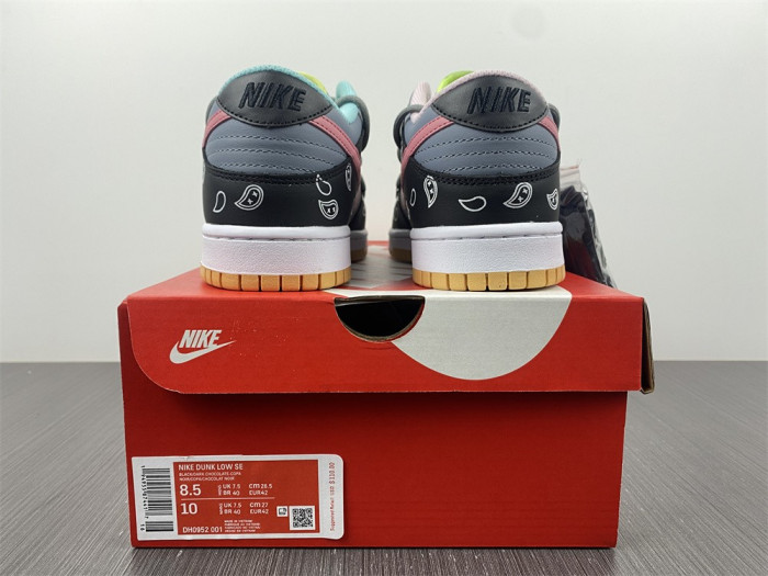nike dunk low se free 99 dh0952-0011