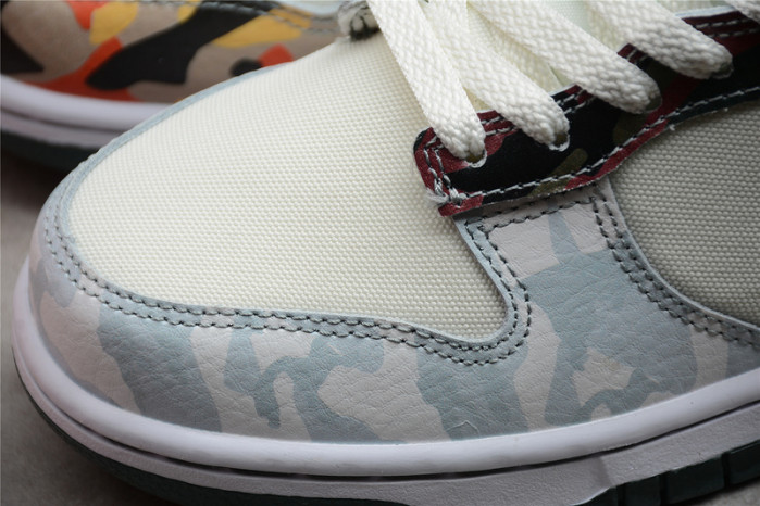 nike dunk low se sail multi-camo dh0957-100