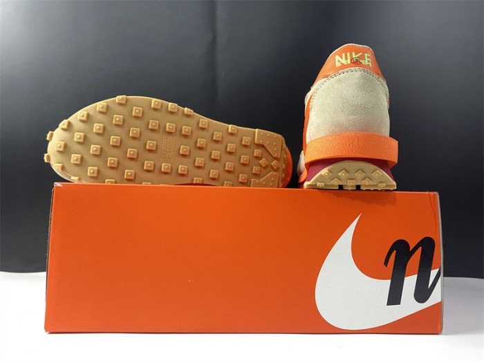nike ldwaffle clot sacai net orange blaze dh1347-100