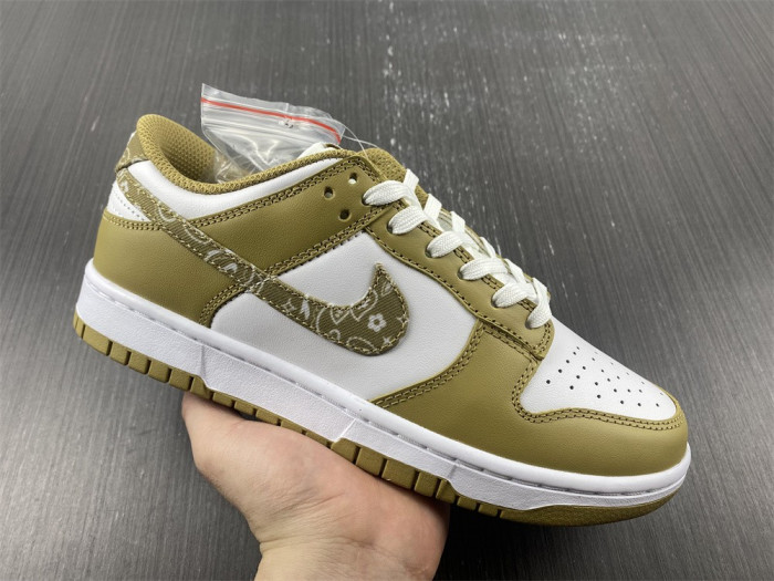 nike dunk low essential paisley pack barley dh4401-104