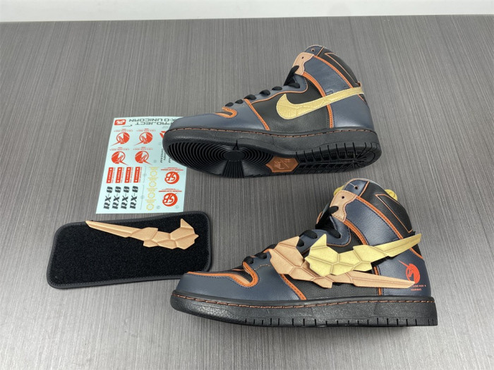 nike sb dunk high rx-0 unicorn gundam 02 banshee dh7717-400