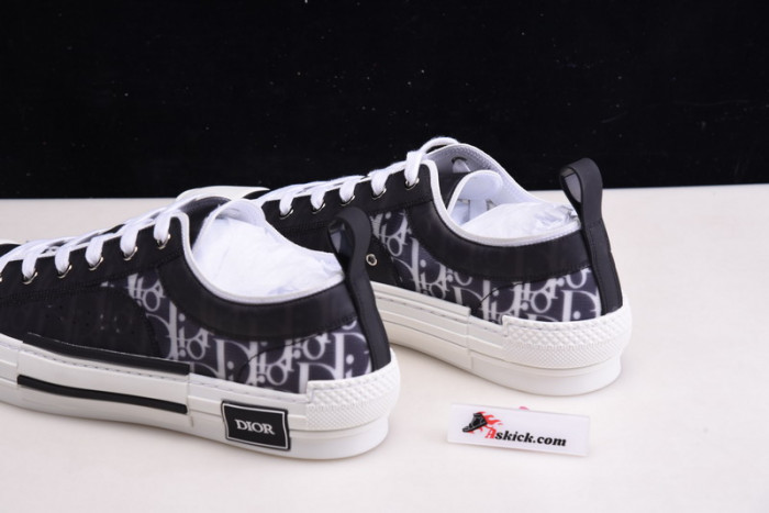 b23 oblique sneaker