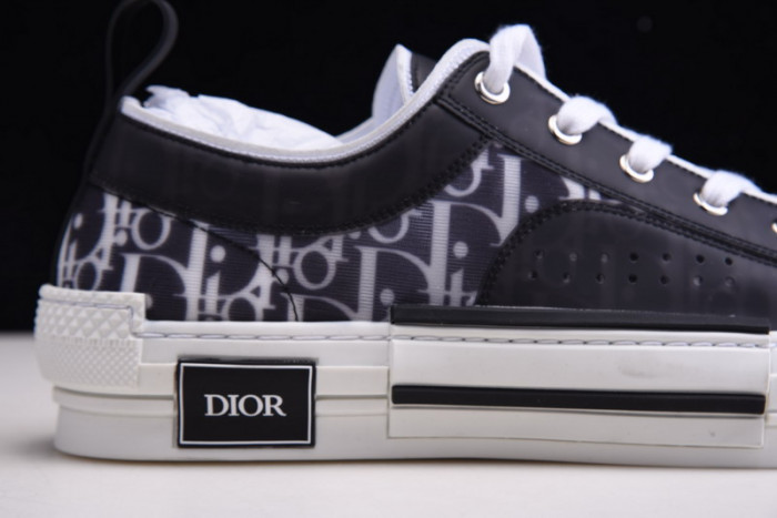 b23 oblique sneaker