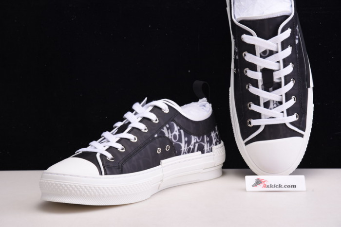 b23 oblique sneaker
