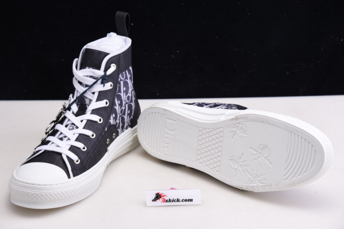 b23 oblique sneaker