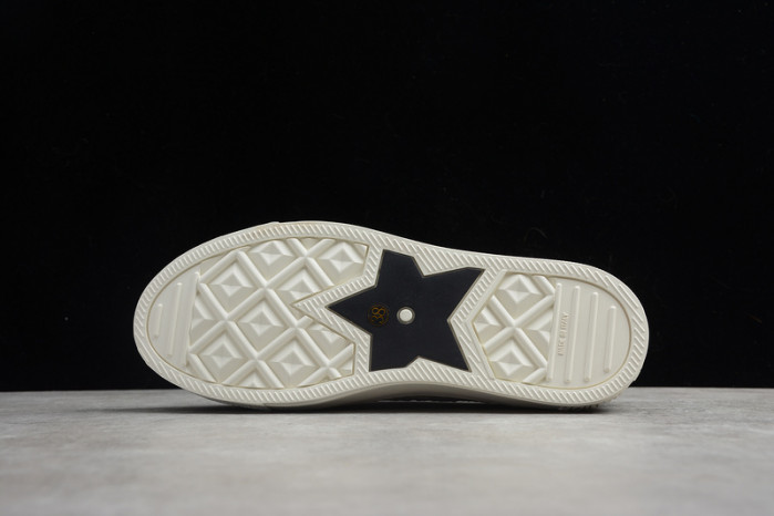 b23 oblique sneaker