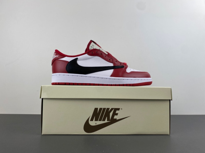 Travis Scott x Air Jordan 1 Low OG "Chicago"