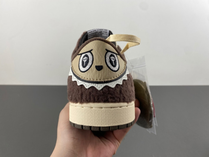 Travis Scott x Jordan Air Jordan 1 Low Labubu DM7866-717