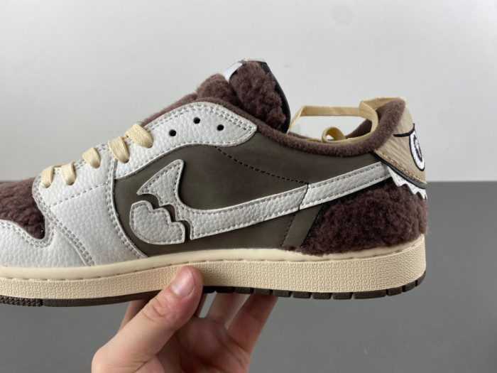 Travis Scott x Jordan Air Jordan 1 Low Labubu DM7866-717