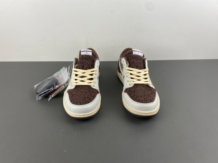 Travis Scott x Jordan Air Jordan 1 Low Labubu DM7866-717