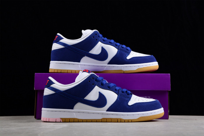 nike sb dunk low los angeles dodgers do9395-400