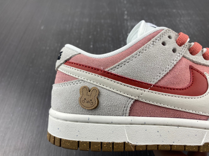 nike dunk low se grey pink do9457-110