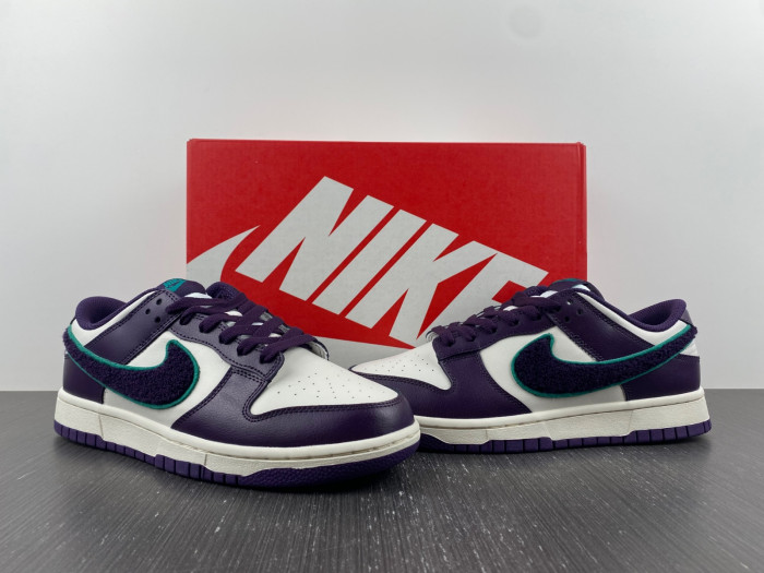 nike dunk low chenille dq7683-100