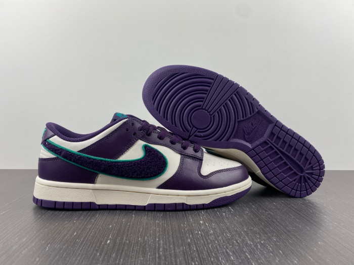 nike dunk low chenille dq7683-100