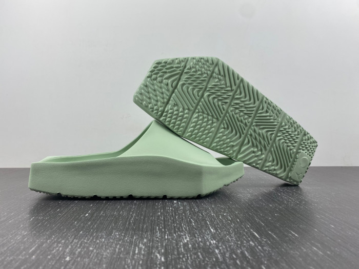 jordan hex mule wmns “pistachio frost” dq8992-300