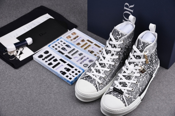 b23 oblique sneaker