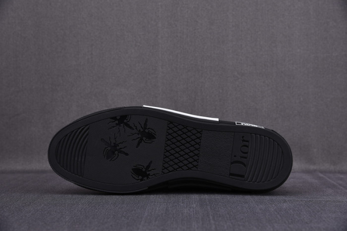 b23 oblique sneaker