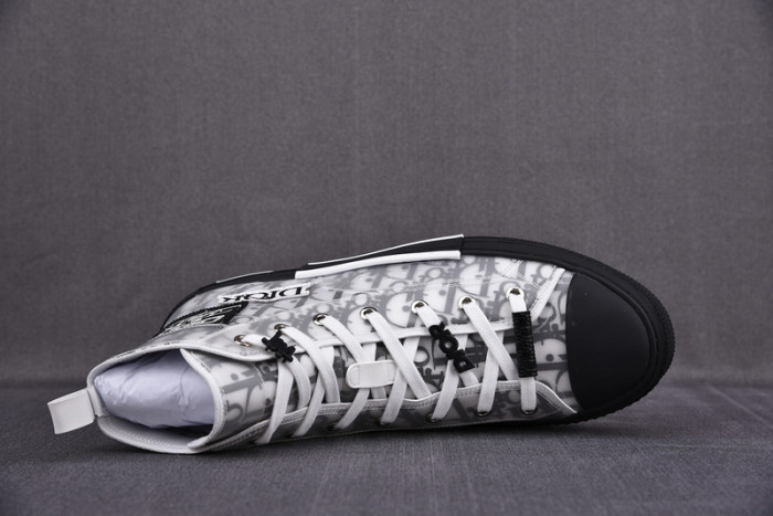 b23 oblique sneaker