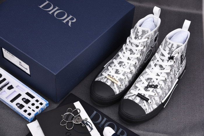 b23 oblique sneaker