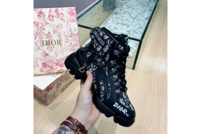 D*or high top sneaker