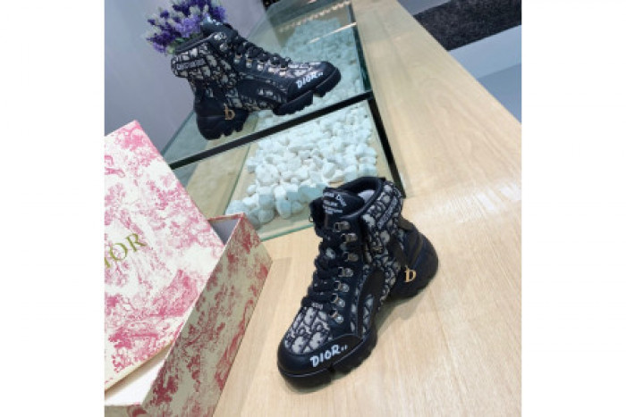 D*or high top sneaker