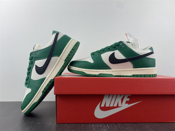nike dunk low se “lottery” dr9654-100