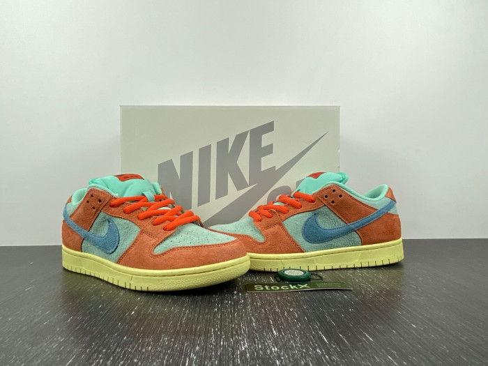 nike sb dunk low “noise aqua”dv5429-800