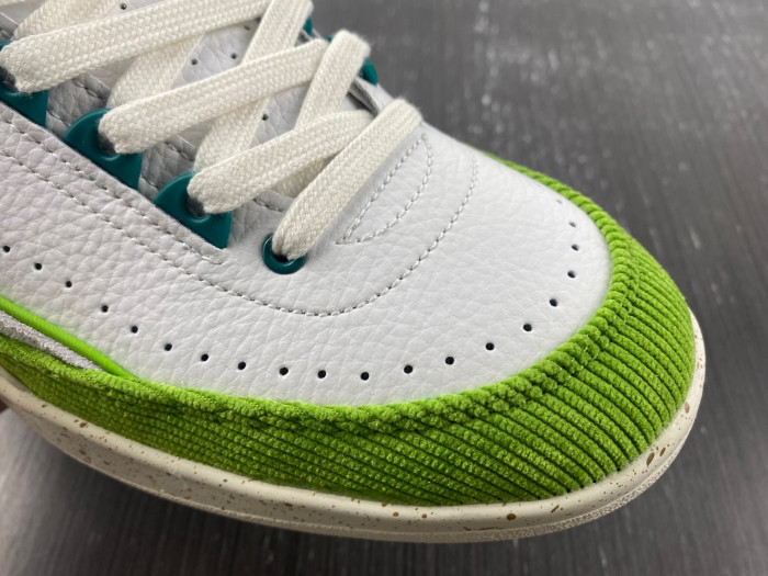 titan x air jordan 2 low wmns dv6206-183