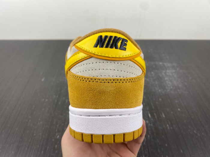 nike dunk low celestial gold suede dv7411-200