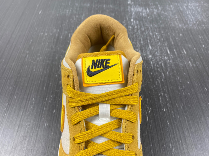 nike dunk low celestial gold suede dv7411-200